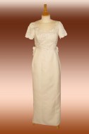 Rainie wedding dress with detachable train - front